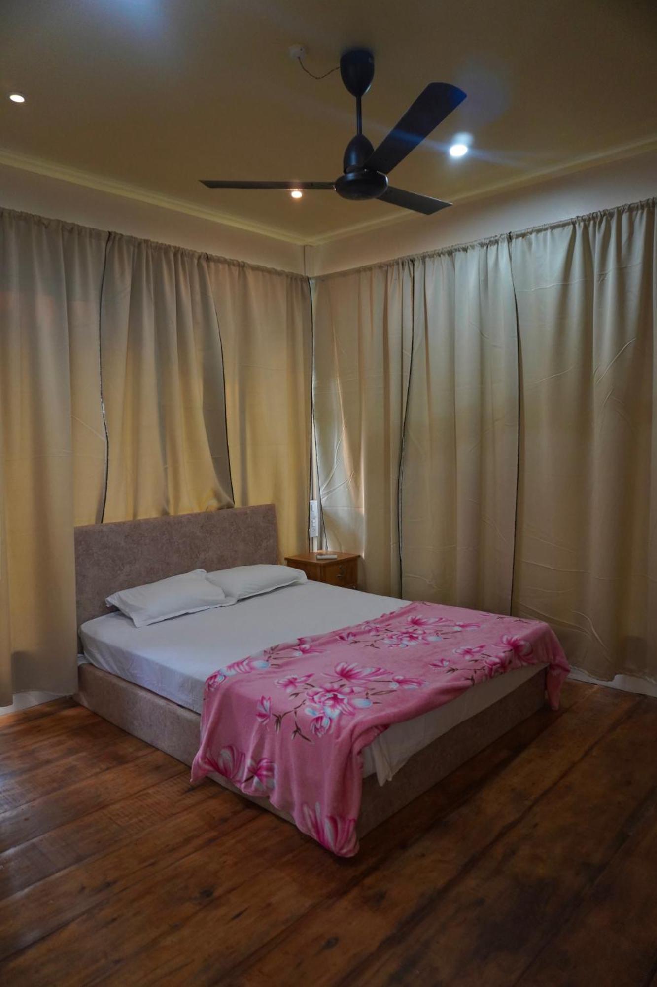 Vrindavan Homestay Mundrothuruth Ngoại thất bức ảnh