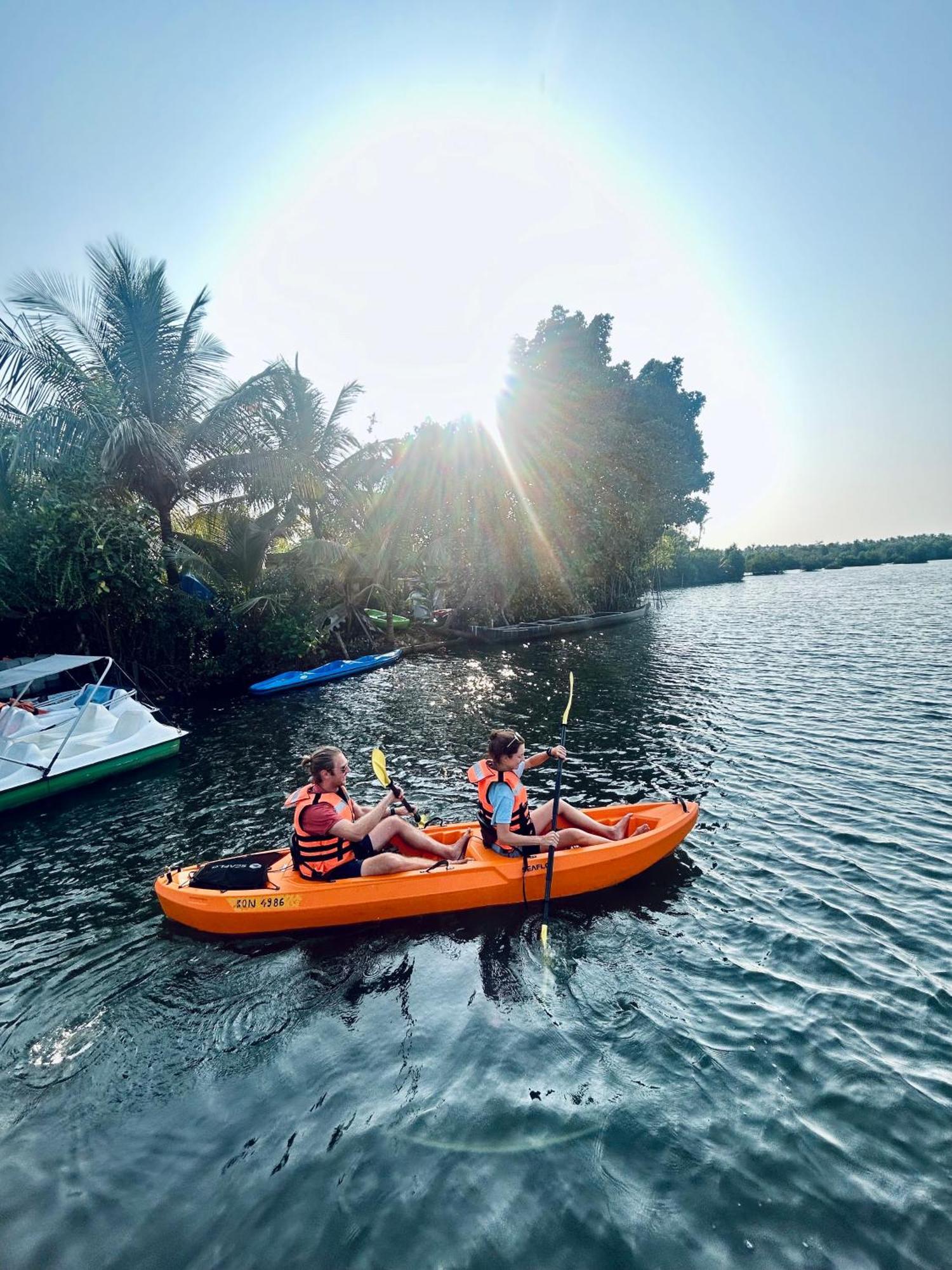 Vrindavan Homestay Mundrothuruth Ngoại thất bức ảnh