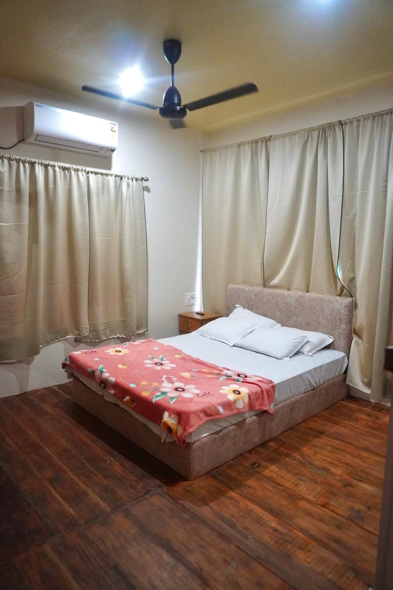 Vrindavan Homestay Mundrothuruth Ngoại thất bức ảnh